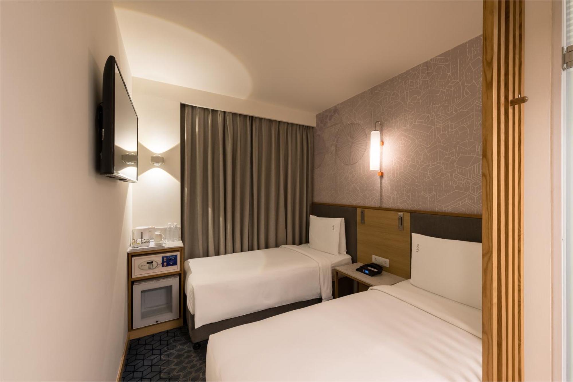 Holiday Inn Express Bengaluru Whitefield Itpl By Ihg Exterior foto